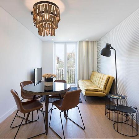 Lovelystay - Central Flat W/ Ac & Balcony Porto Dış mekan fotoğraf