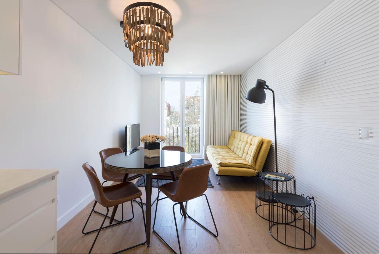 Lovelystay - Central Flat W/ Ac & Balcony Porto Dış mekan fotoğraf
