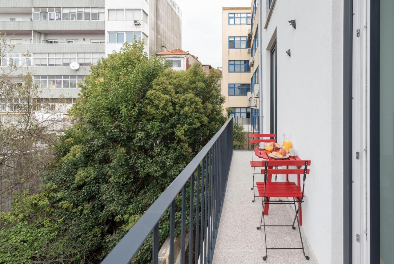 Lovelystay - Central Flat W/ Ac & Balcony Porto Dış mekan fotoğraf