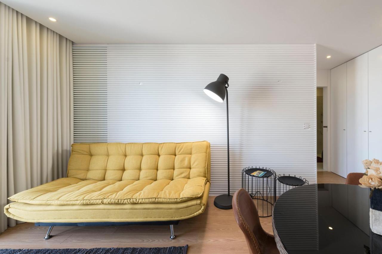 Lovelystay - Central Flat W/ Ac & Balcony Porto Dış mekan fotoğraf